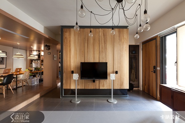 從小到大都住在這間老屋的屋主，不像其他要結婚的小夫